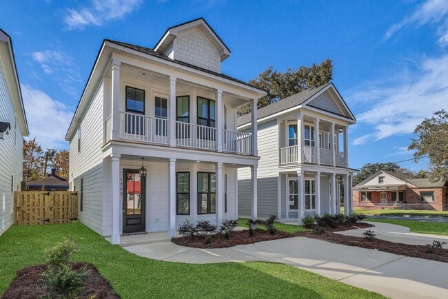 Building Photo - New Construction 3 bed 2.5 bath