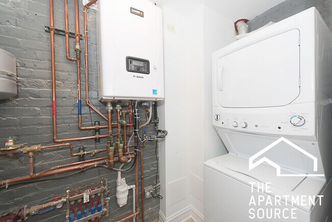 Building Photo - 4117 S Michigan Ave