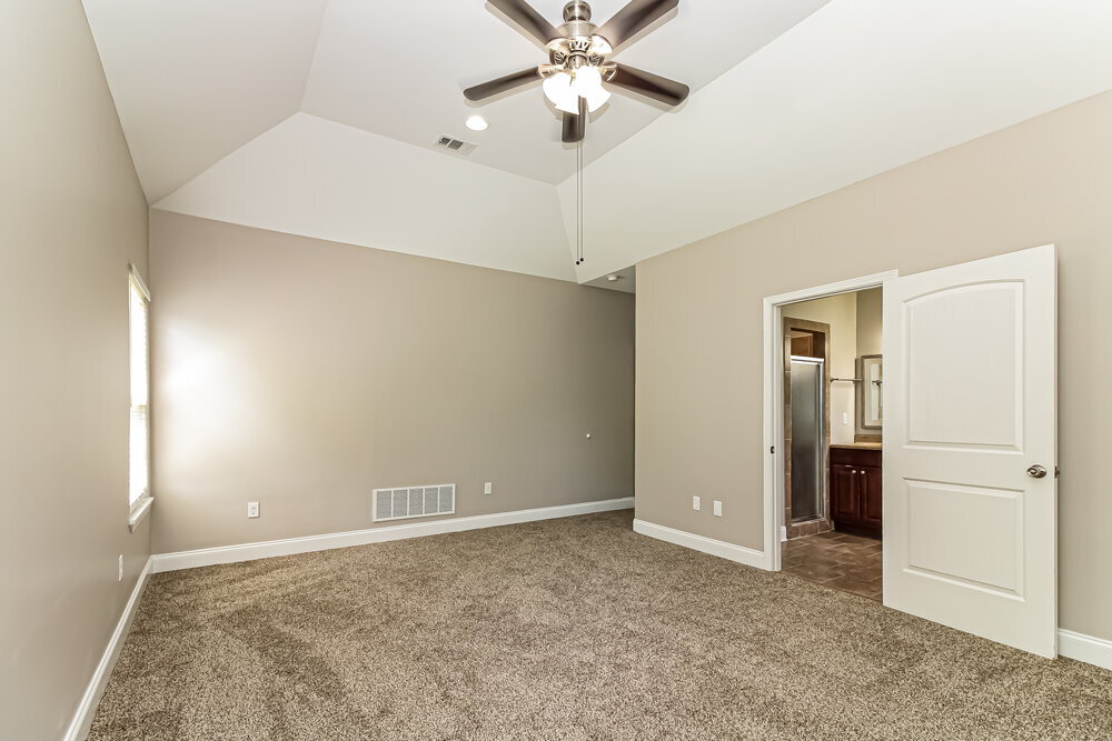 Building Photo - 1303 Shetland Dr