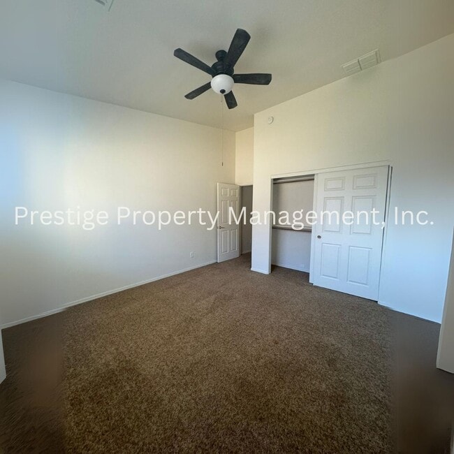 Building Photo - Beautiful Home with 3 Car Garage in Sonoran Ranch!