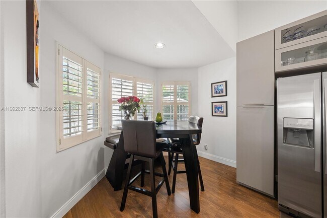 Building Photo - 366 Bedford Ave