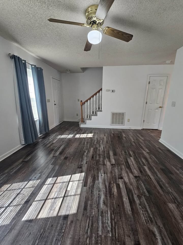 Building Photo - 1528 Richmond Rd