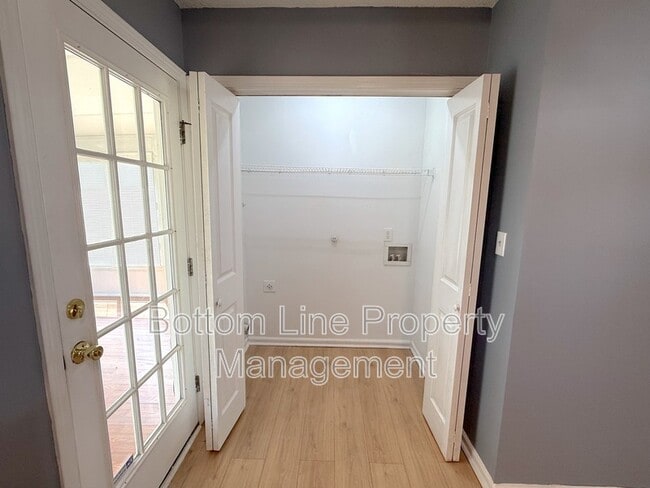 Building Photo - 7012 Rumple Rd