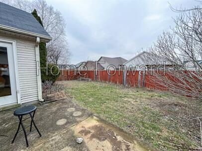 Building Photo - 329 Ella Rae Ln