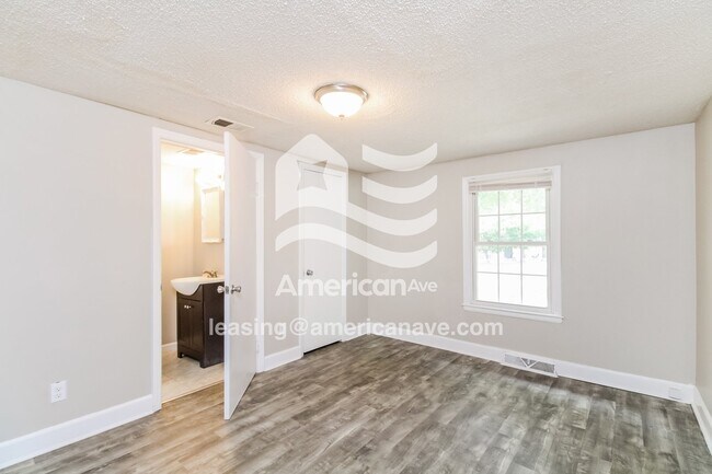 Building Photo - 1541 Beckham St