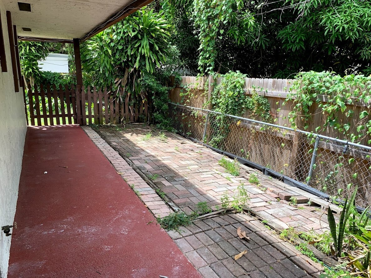 Building Photo - 2526 Taylor St