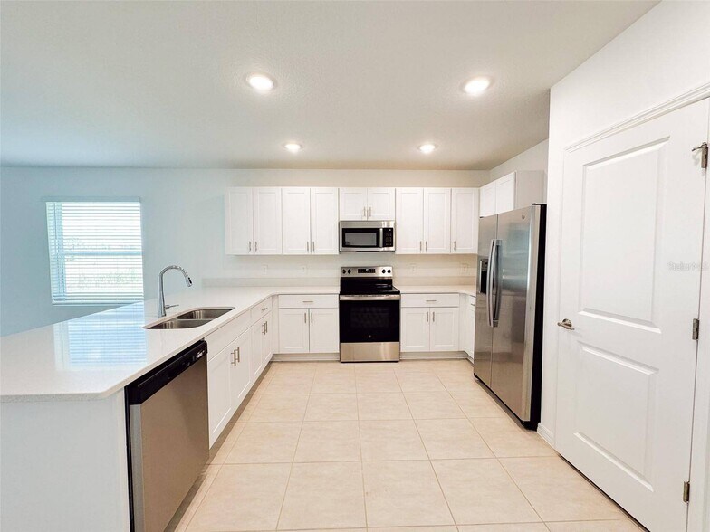 Building Photo - 436 Wayland Dr