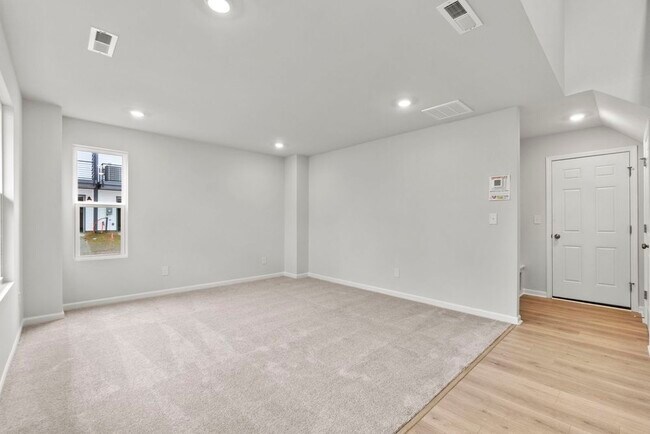 Building Photo - 1408 Blanche St