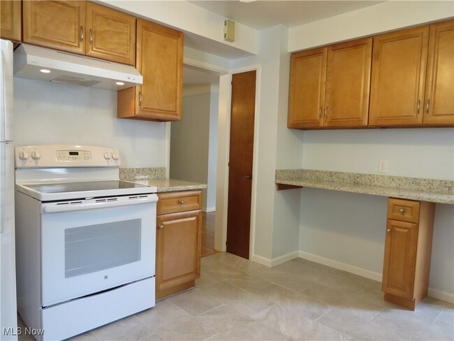 Building Photo - 25316 Conover Dr