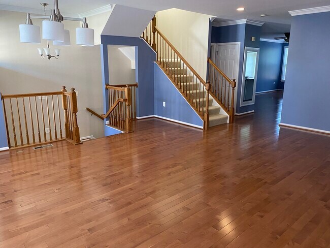 Building Photo - 5708 Governors Pond Cir