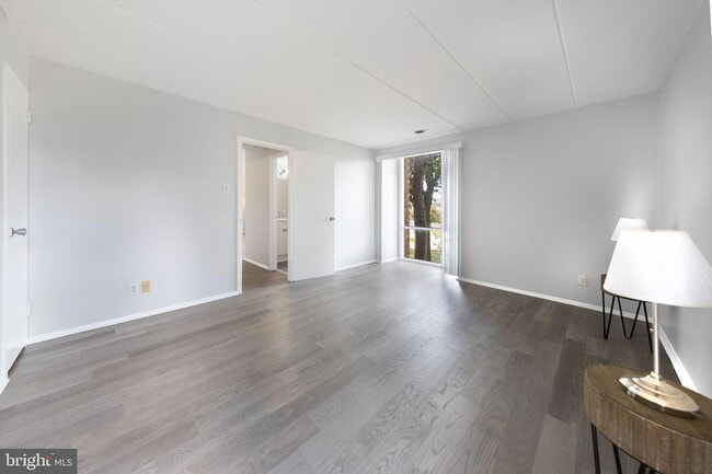 Building Photo - 2600 Indian Dr