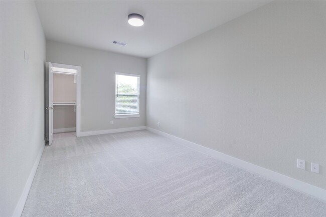 Building Photo - 9101 Noel St