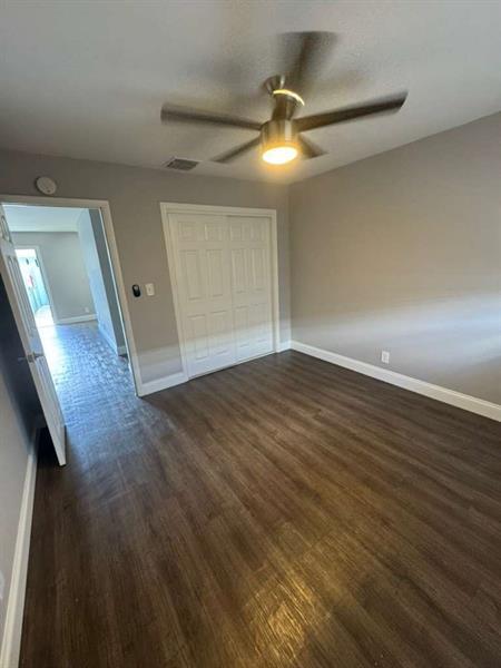 Building Photo - 518 SW 20th Ave