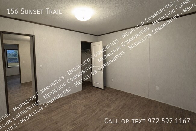 Building Photo - 156 Sunset Trail