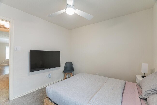 Building Photo - 46 S Wynnoak Cir