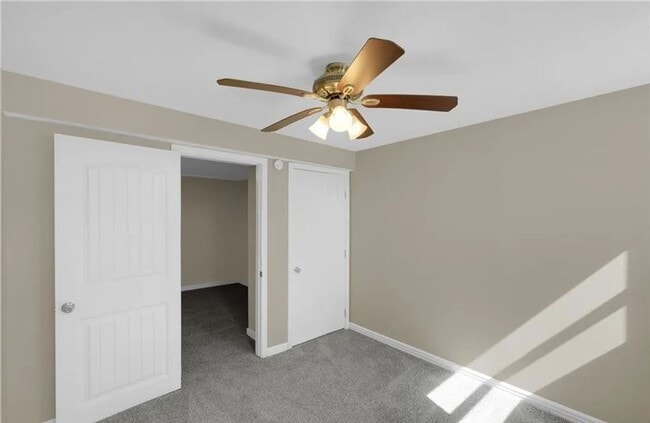 Building Photo - Remodeled Clarksville 4 bedroom, 2 bathroom!