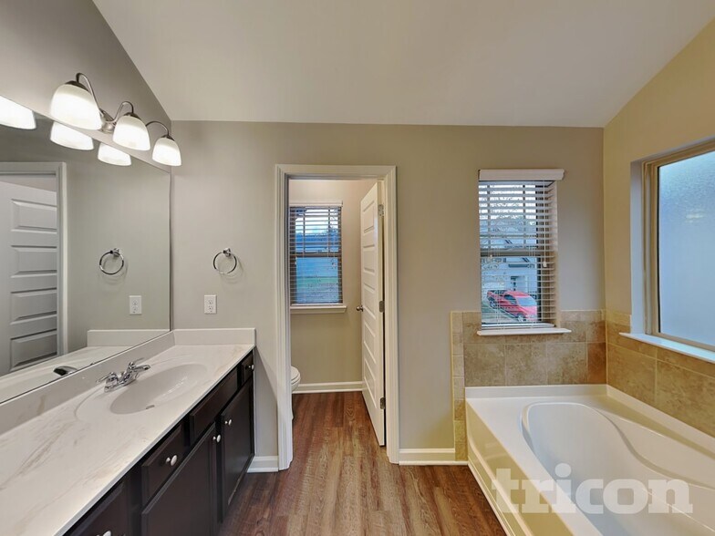 Building Photo - 377 Lossie Ln