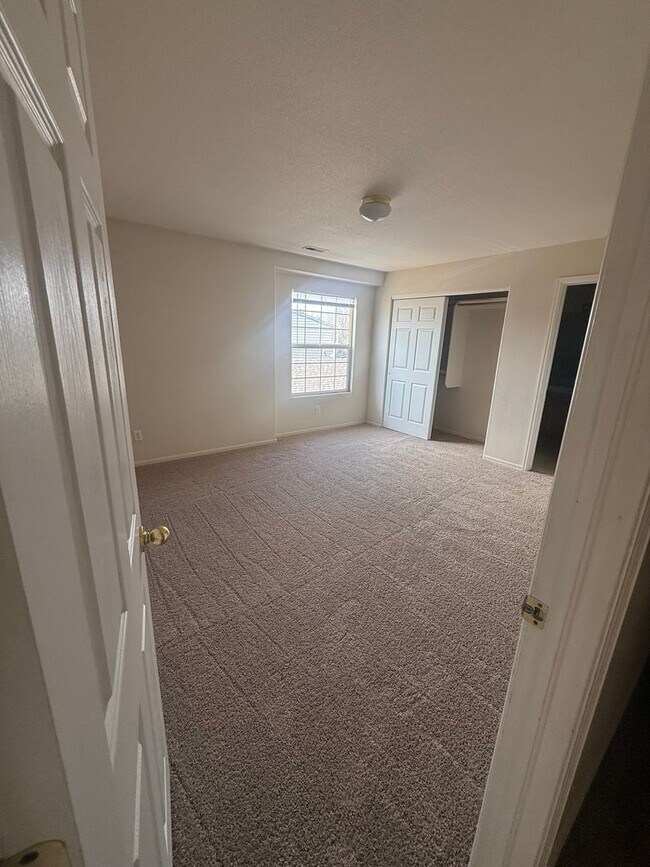 Building Photo - BEAUTIFUL CONDO IN WOLF RANCH!!
