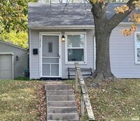 Building Photo - 1717 Mound St