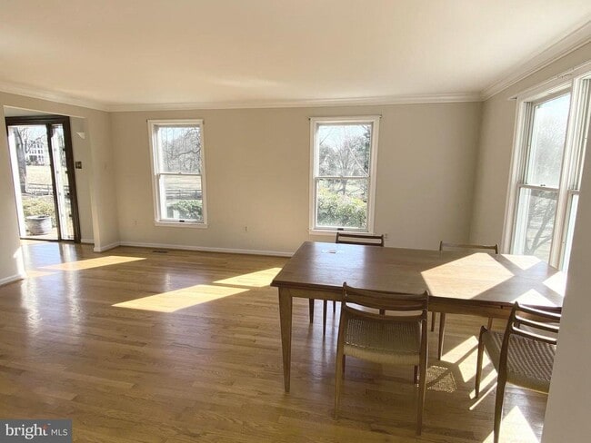 Building Photo - 9701 Georgetown Pike