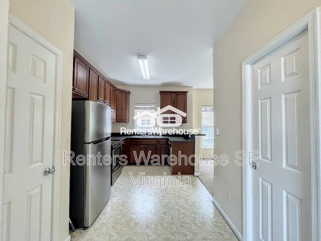 Building Photo - 134 S Kentucky Ave