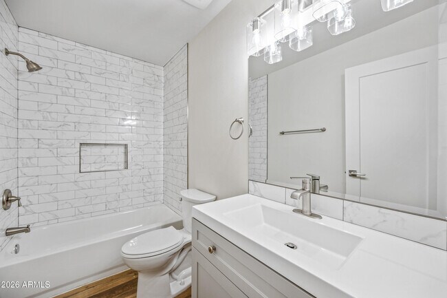 Building Photo - 4139 N 27th St