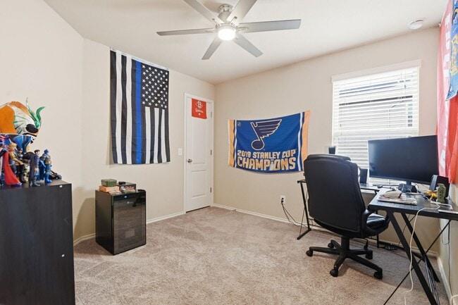 Building Photo - New 3-bed 3-bath home available in Monte Viejo Community! Move in August!