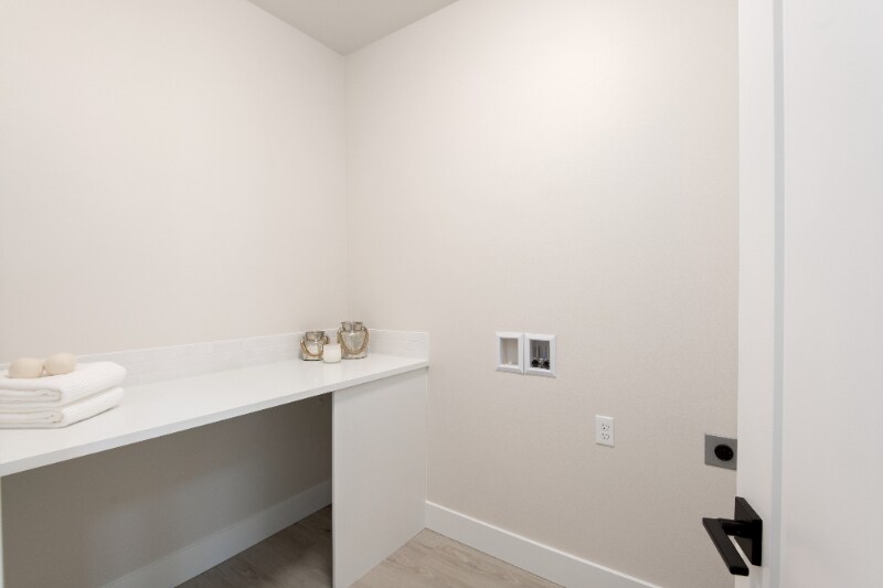 Building Photo - 707 Mara Lp