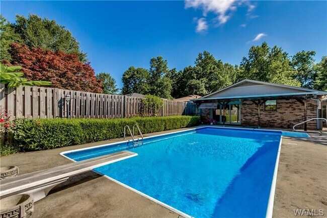 Building Photo - Fantastic 3BR 2Ba in popular Reston Place!