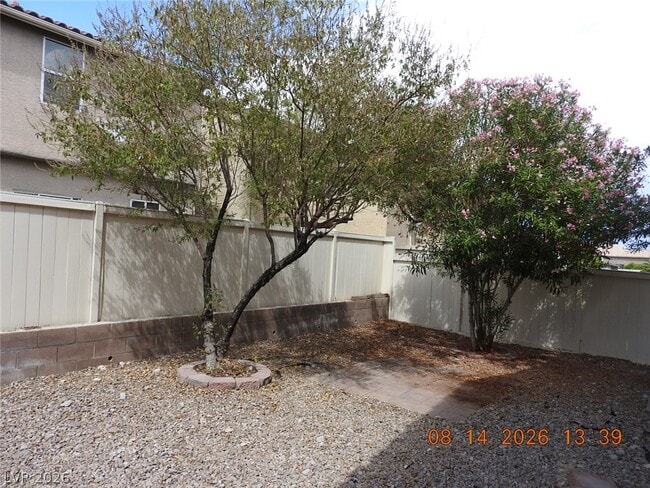 Building Photo - 8416 W Viansa Loma Ave