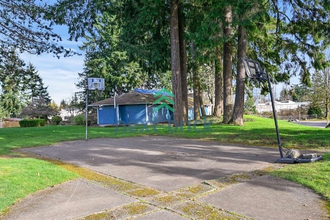 Building Photo - Charming 3-Bedroom Home in Auburn Near Green River College with Fenced Yard & Prime Location!