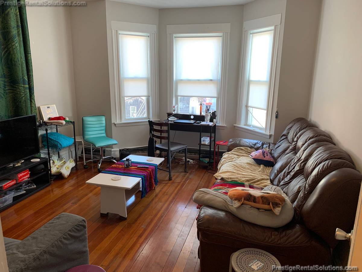 Building Photo - 90 Nichols Ave