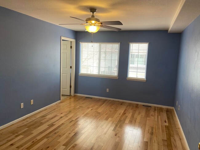 Building Photo - **MOVE-IN SPECIAL: $500 OFF!**