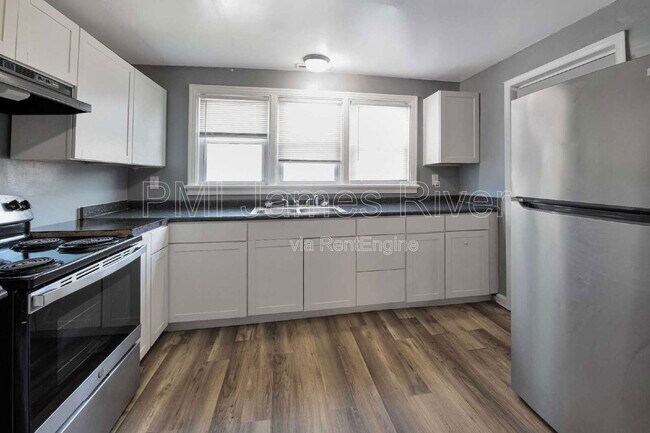 Building Photo - 4915 Chamberlayne Ave