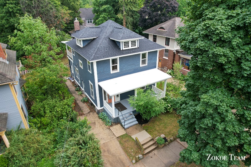 Building Photo - 240 Calkins Ave SE