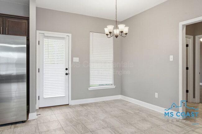 Building Photo - 848 Reunion Pl Cir