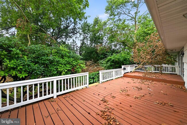 Building Photo - 336 Ruth Ridge Dr