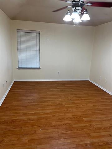 Building Photo - 421 Bretts Way