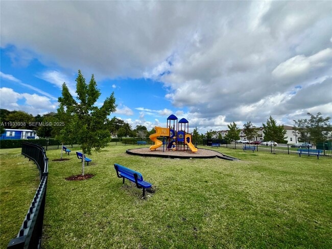 Building Photo - 12713 NW 24th Ave