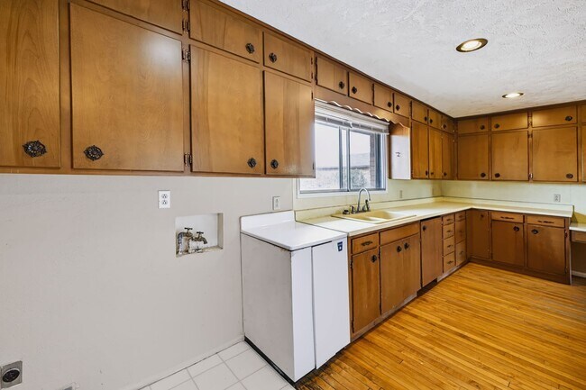 Building Photo - 4980 W 4000 N