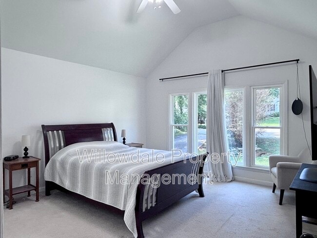 Building Photo - 305 Silvercliff Trail