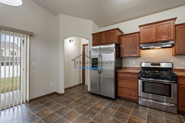 Building Photo - Stunning 3 Bedroom 2 Bath Home in The Landings!