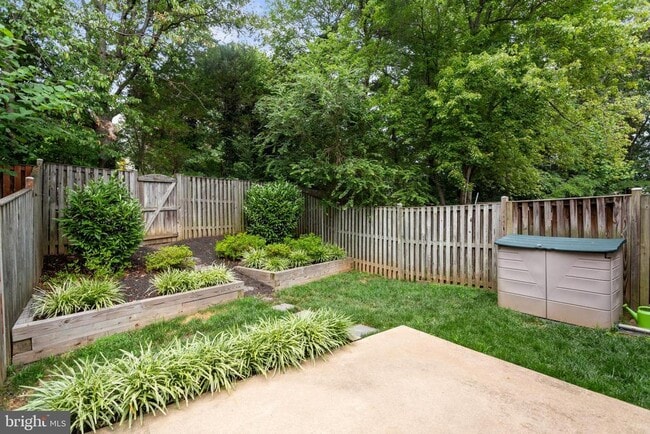 Building Photo - 9938 Wood Wren Ct