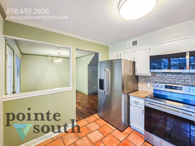 Building Photo - 4607 Lennox Pl