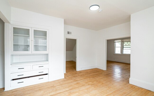 Building Photo - 2955 N 17th St