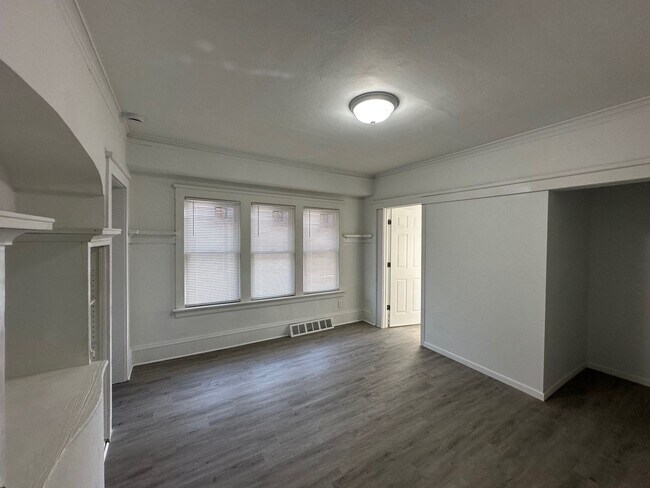 Building Photo - 3282-3284 N 30th St