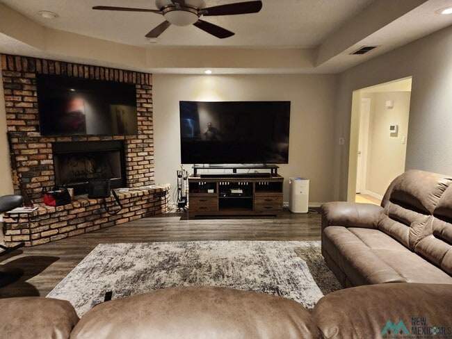 Building Photo - 4513 Sandstone Dr