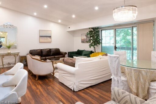 Building Photo - 2959 S Bay Dr