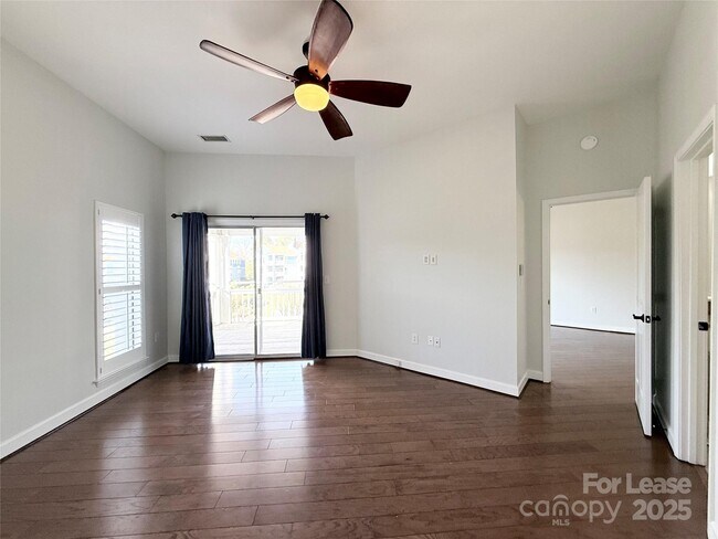 Building Photo - 1133 Torrence Cir