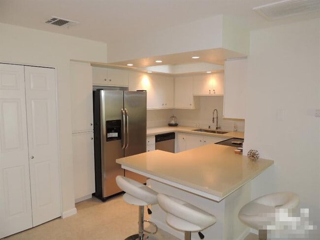 Building Photo - 79430 N Sunrise Ridge Dr